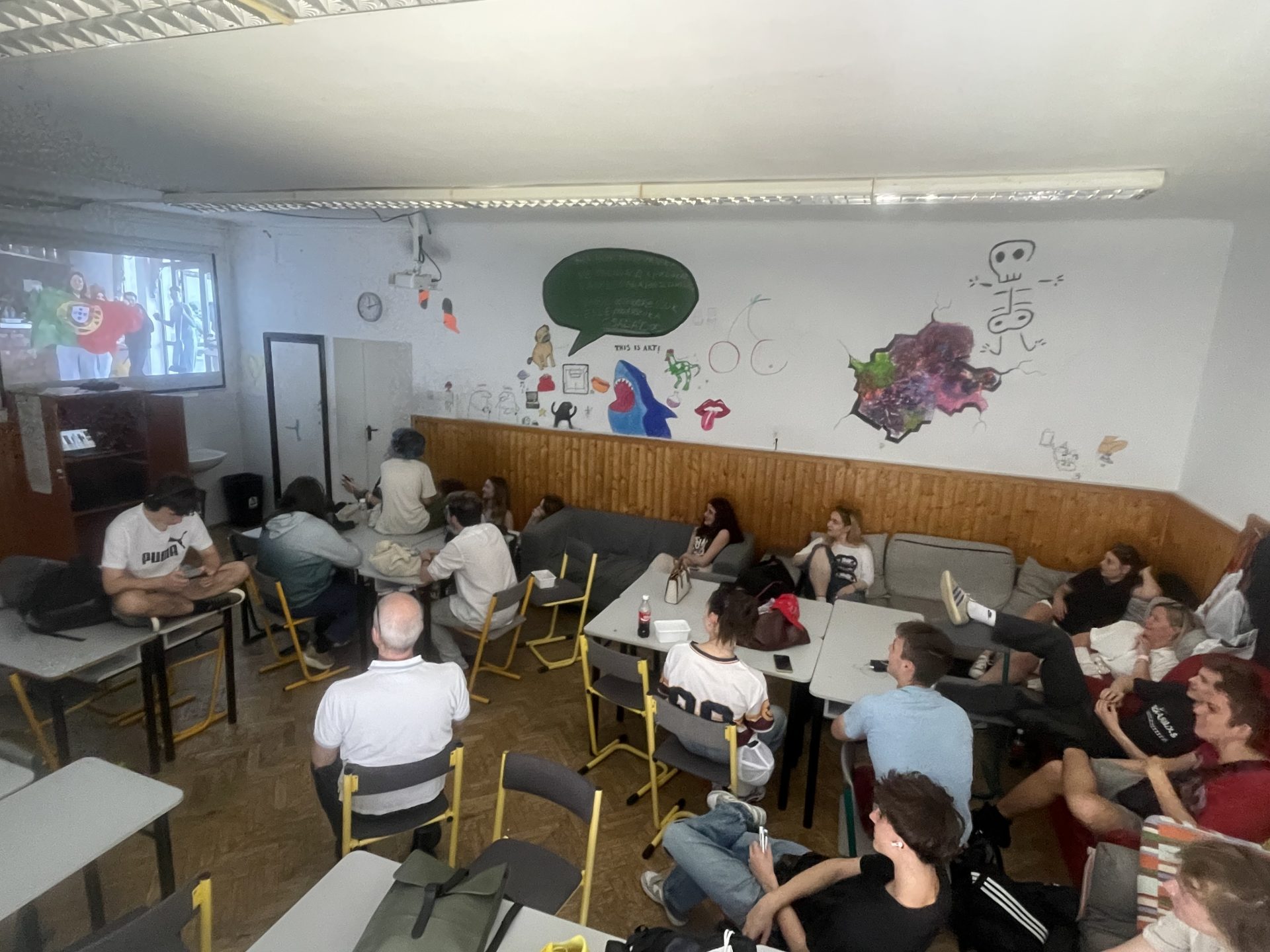 24LT-A3-HHHH-HU-KurtAlternativGimnazium-3